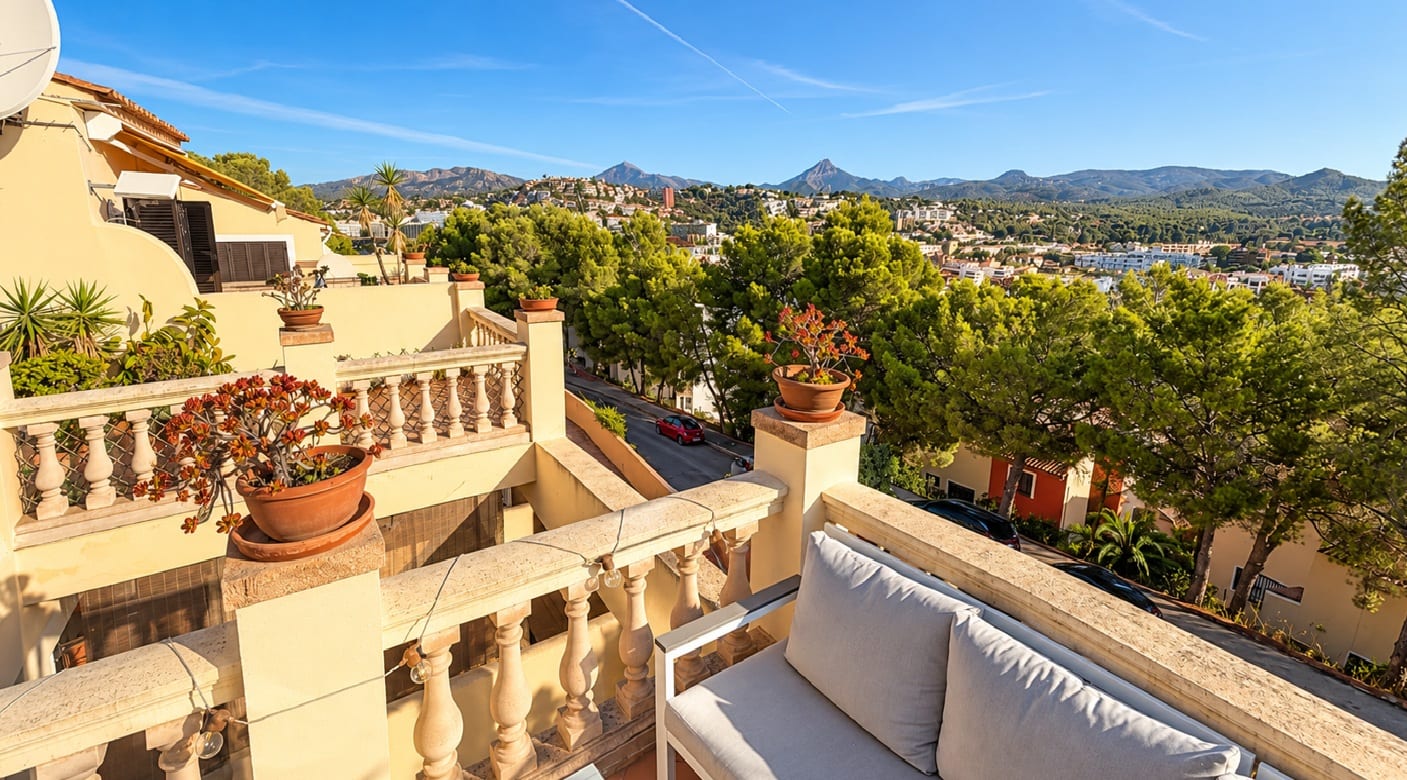 Renovated Apartment for Sale in Santa Ponsa with Large Terrace