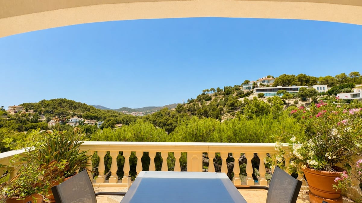 Sea View Townhouse for Rent in Vista de Rey, Costa de la Calma