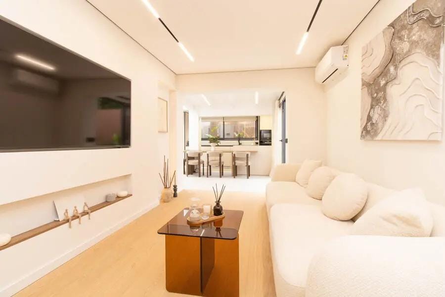 Fully Renovated Apartment for Sale in the Heart of Santa Ponsa