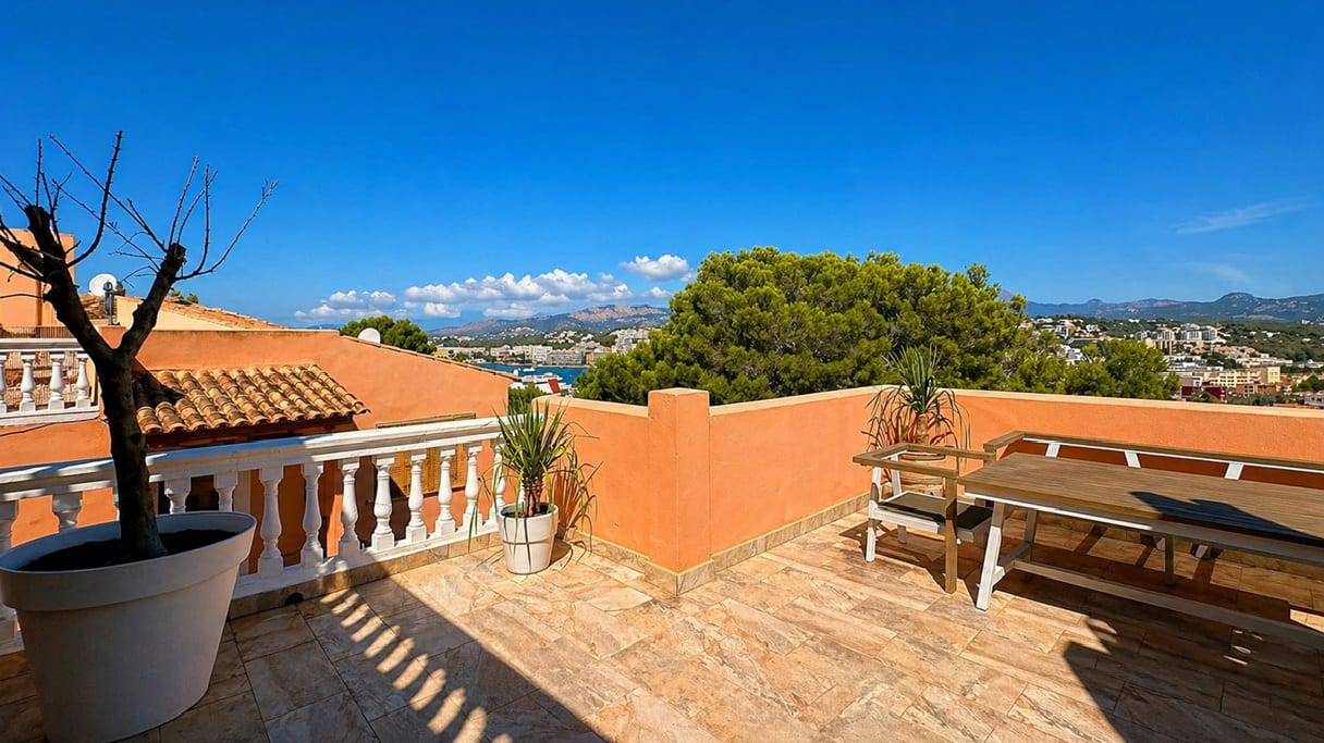 Renovated Apartment with Open Views in Kings Park, Santa Ponsa