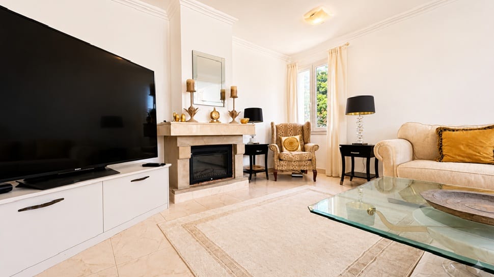 Villa for Sale in Prestigious Santa Ponsa with Expansion Potential