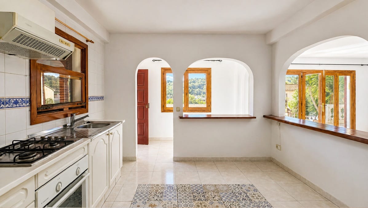 Mediterranean House for Sale in Paguera, Southwest Mallorca