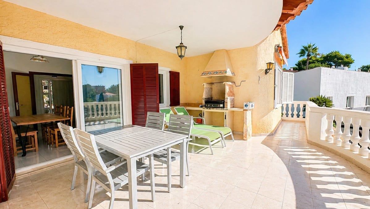 Mediterranean House for Sale in Paguera, Southwest Mallorca