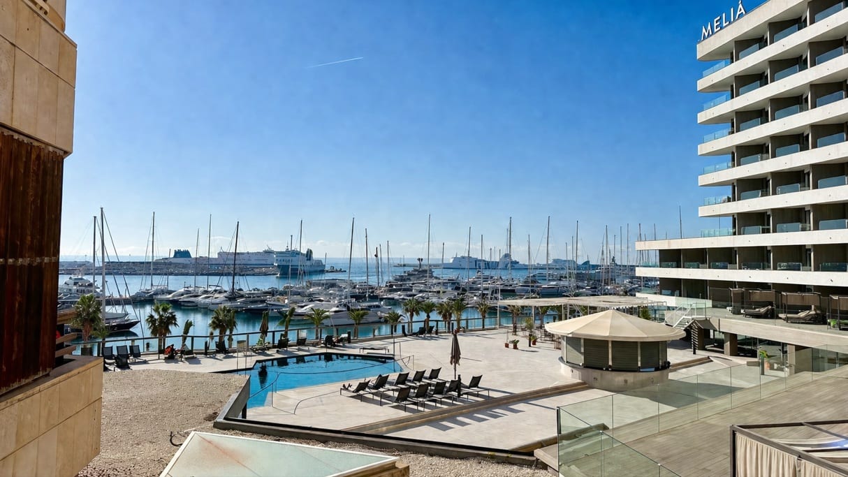 3-Bedroom Apartment for Sale on Paseo Marítimo, Palma