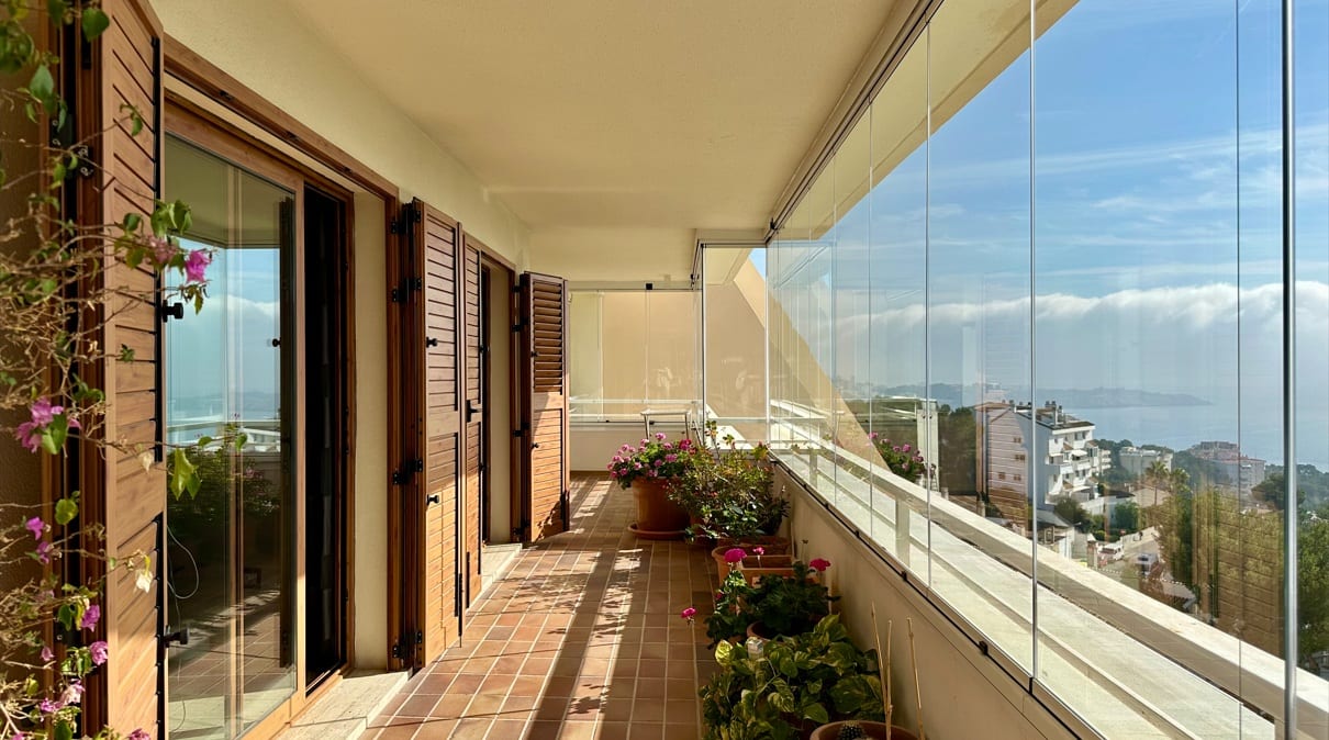 Luxury Penthouse with Panoramic Bay Views in Cas Catala - Mallorca