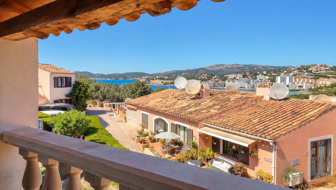 4-Bedroom Townhouse for Sale in Kings Park, Santa Ponsa