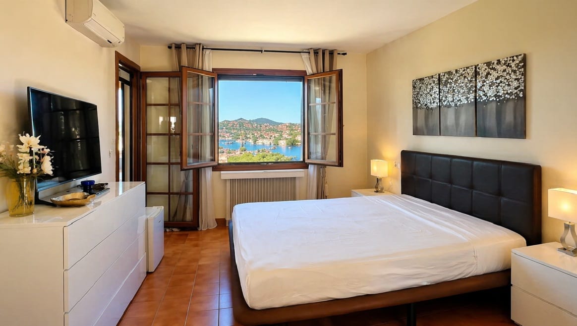 4-Bedroom Townhouse for Sale in Kings Park, Santa Ponsa