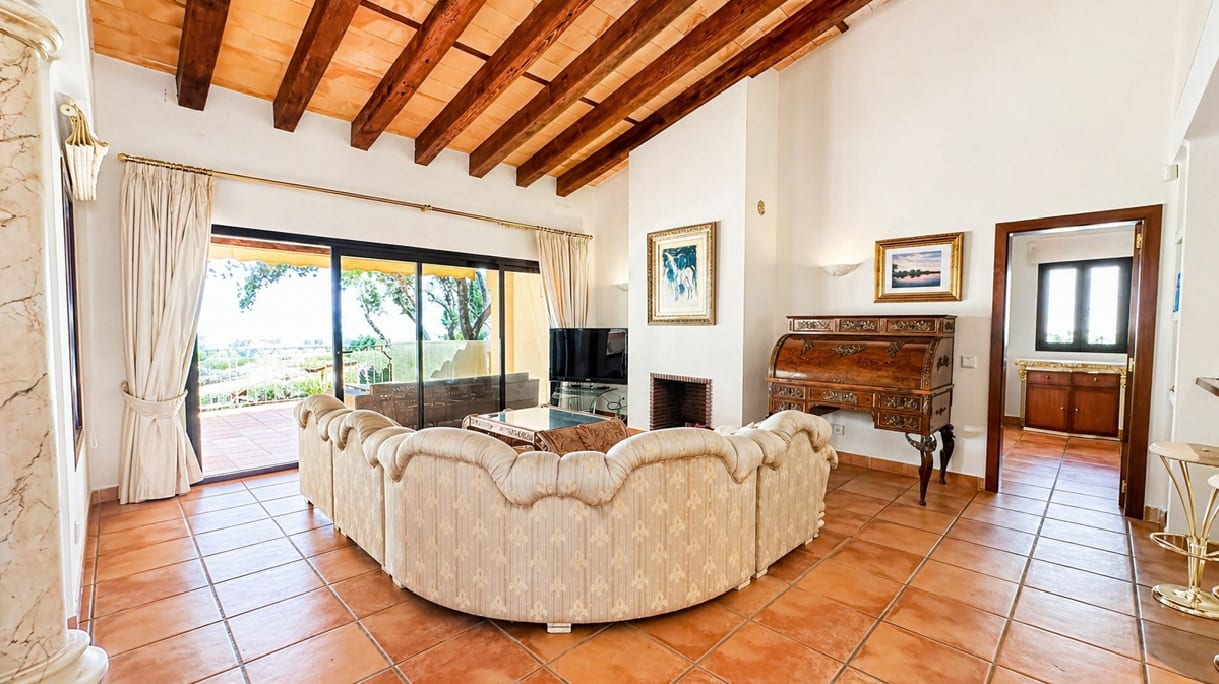 Golf Front Penthouse for Sale in Santa Ponsa with Sea Views
