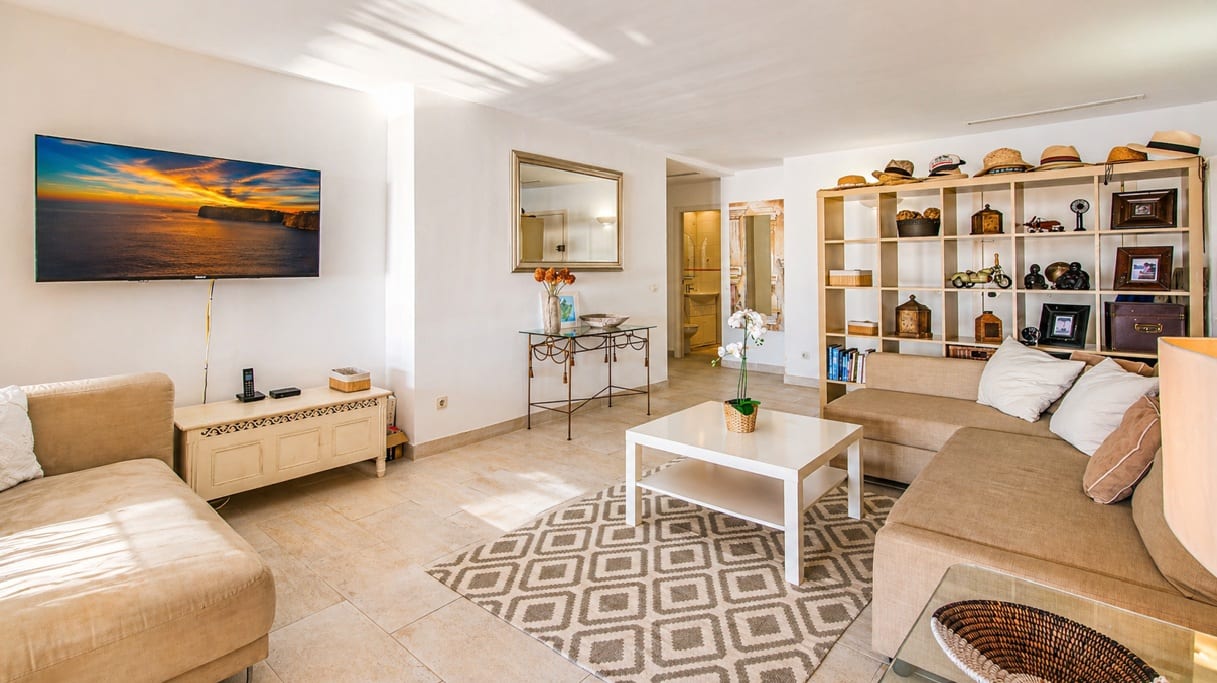 Frontline Sea Access Apartment in Santa Ponsa