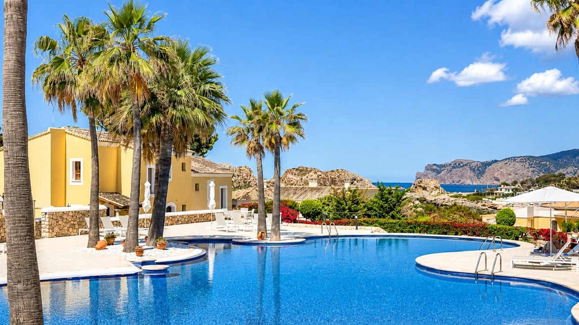 Luxury Garden Apartment for Rent in Nova Santa Ponsa