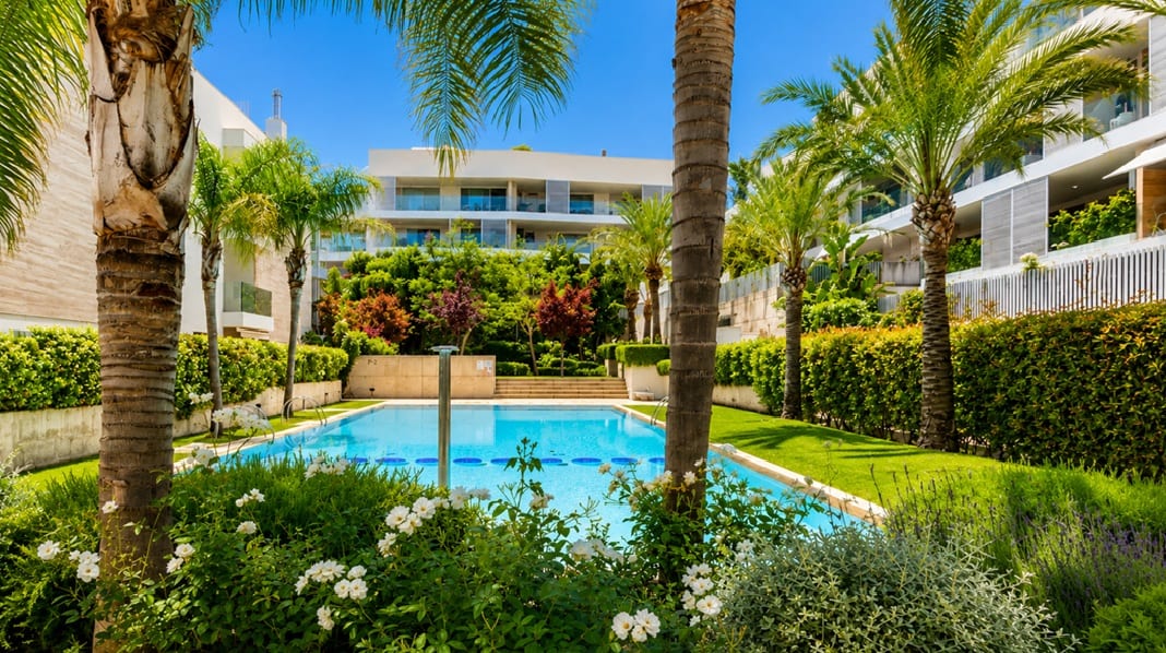 Luxury Duplex Garden Apartment for Rent in Palma