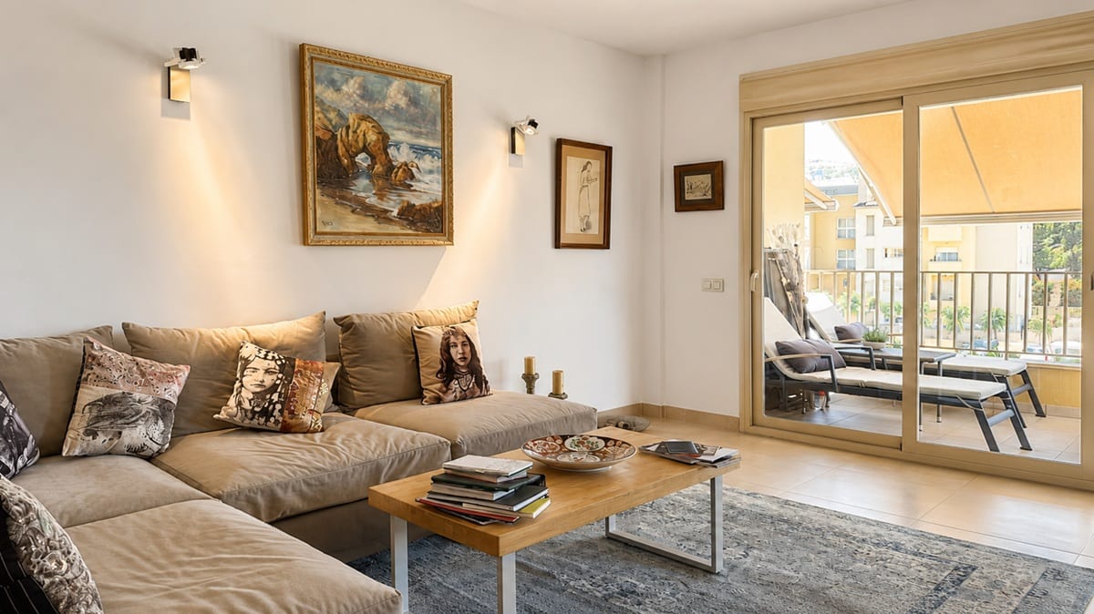 4 Bedroom Apartment for Rent in Santa Ponsa Near the Beach
