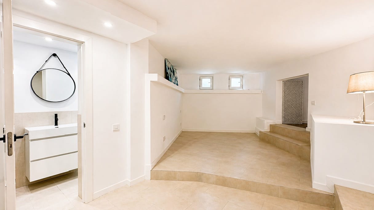 3-Bedroom Apartment for Rent in Santa Ponsa