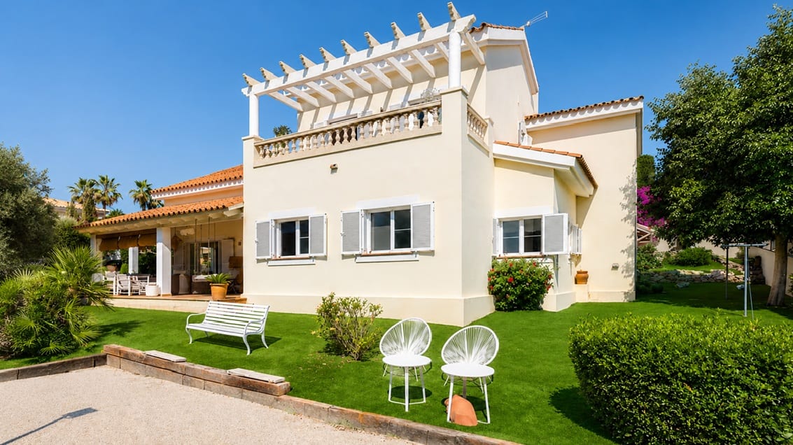 Mediterranean Villa for Sale in Nova Santa Ponsa