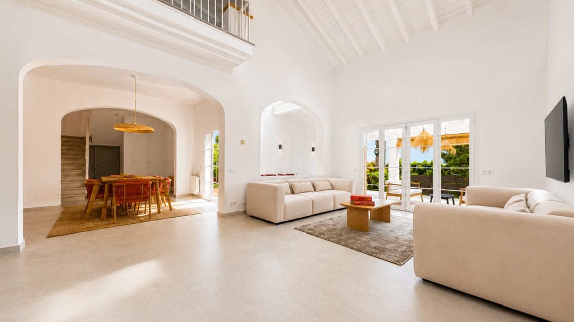 Mediterranean Villa for Sale in Nova Santa Ponsa