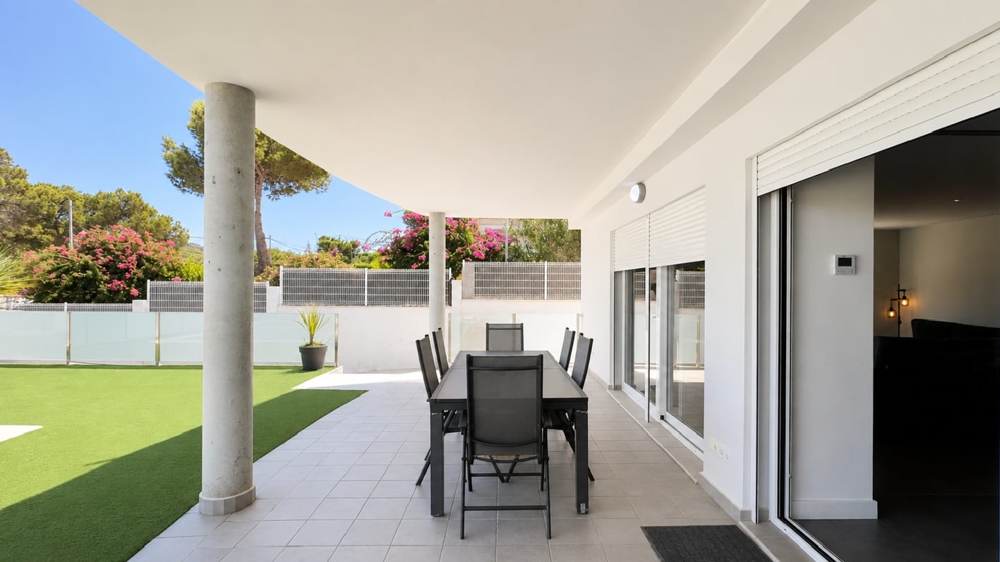 Private Villa for Sale in El Toro with Pool