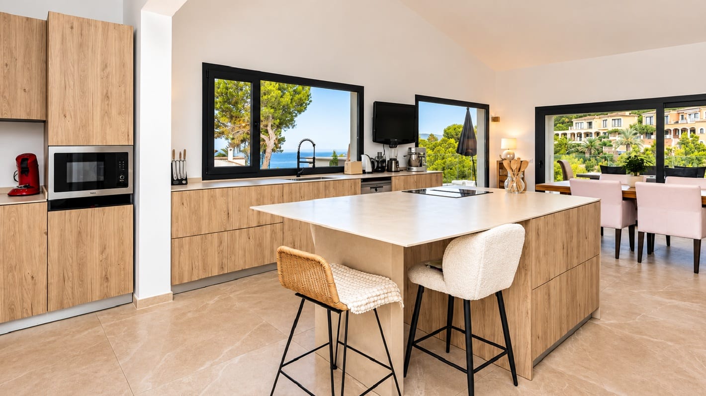 Renovated Villa for Sale in Costa de la Calma with Sea Views