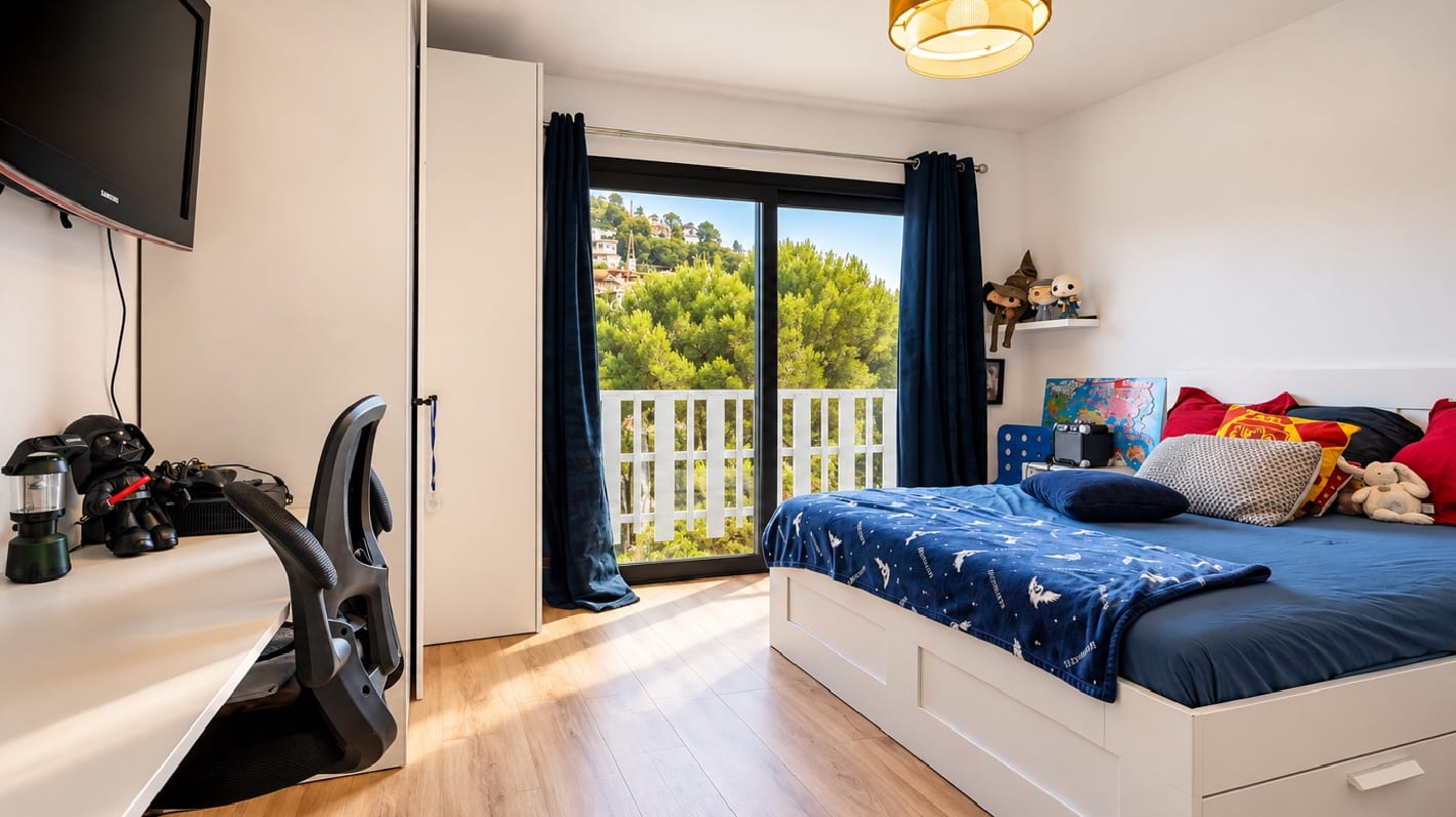 Renovated Villa for Sale in Costa de la Calma with Sea Views
