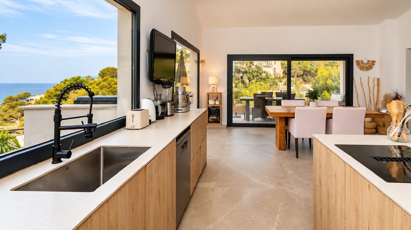 Renovated Villa for Sale in Costa de la Calma with Sea Views